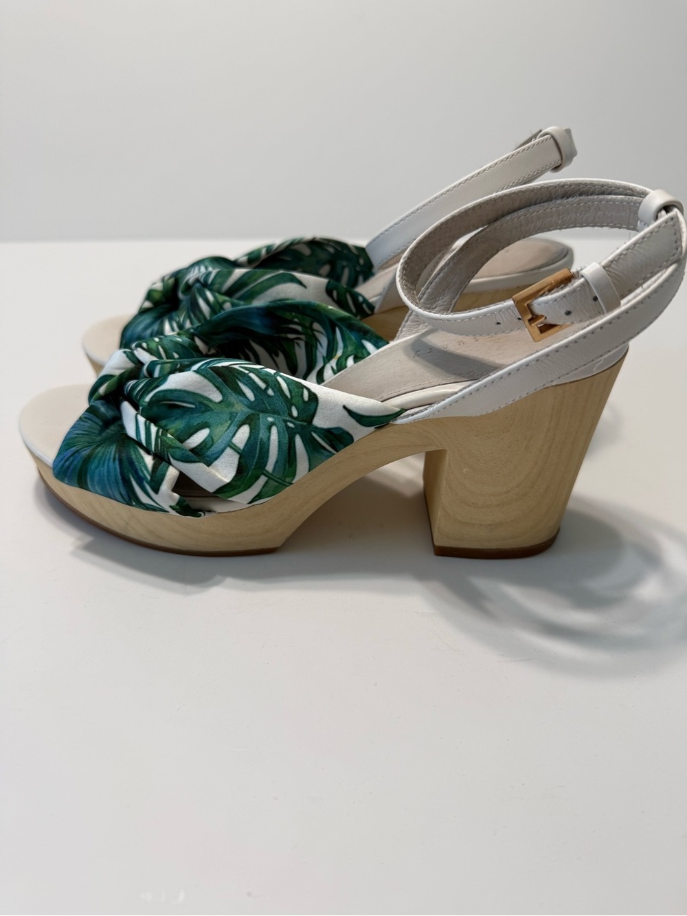 Sanctuary Reggae Tropical Platform Block Heel Sandals Ivory Green Ankle Strap 8